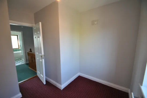 Photo of 7 Castle Court, Shinrone, Birr, Co Offaly, R42 KW42