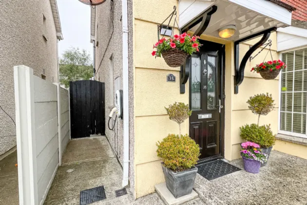 Photo of 35 Ashfield East, Old Golf Links Road, Kilkenny, R95 D8C3