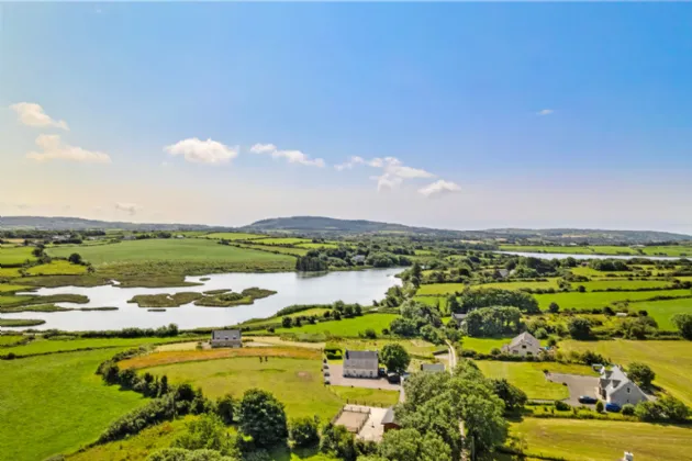 Photo of Estuary Lodge, Church Cross, Skibbereen, Co Cork, P81 H292
