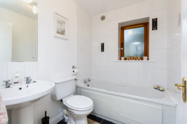 Photo of 2 The Ash, Clonard Village, Wexford, Y35 A560