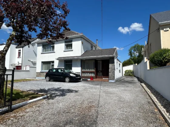 Photo of Countess Road, Killarney, Co Kerry, V93 TH9W