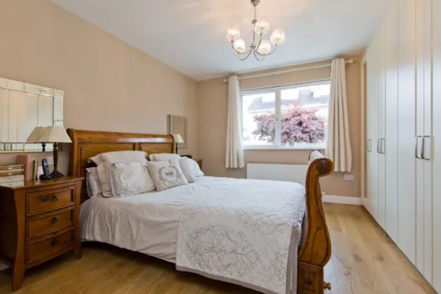 Photo of 28 Woodstown Drive, Knocklyon, Dublin 16, D16 W680