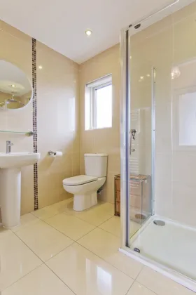 Photo of 28 Woodstown Drive, Knocklyon, Dublin 16, D16 W680