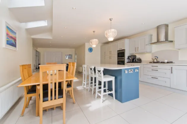 Photo of 28 Woodstown Drive, Knocklyon, Dublin 16, D16 W680