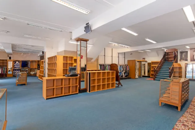 Photo of Clinton's, 25-27 Parnell Street, Clonmel, Co. Tipperary, E91X2V5