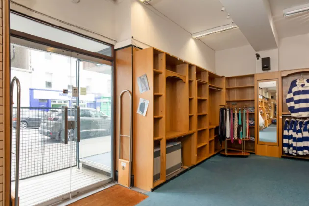 Photo of Clinton's, 25-27 Parnell Street, Clonmel, Co. Tipperary, E91X2V5