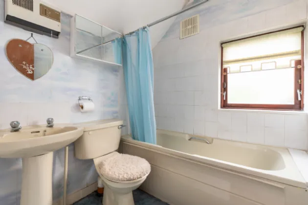 Photo of 35 The Pines, Howth Road, Killester, Dublin 5, D05 YE98