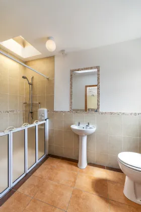 Photo of 37 Griffith Avenue, Drumcondra, Dublin 9, D09 W8P3