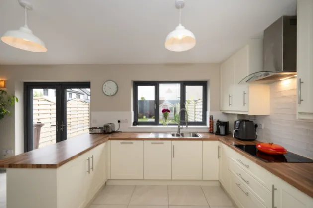 Photo of 27 The Ferns, Classes Lake, Ballincollig, Cork, P31RX67