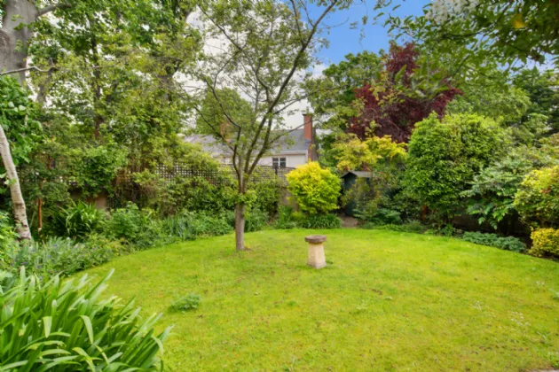 Photo of 8 Eglinton Park, Donnybrook, Dublin 4, D04 A8N8