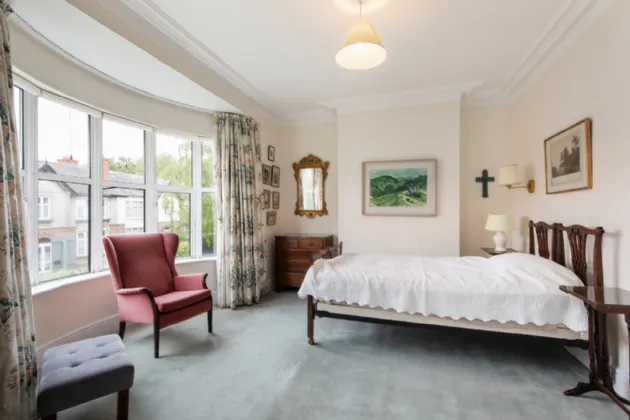 Photo of 8 Eglinton Park, Donnybrook, Dublin 4, D04 A8N8