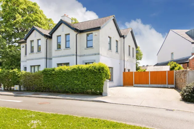 Photo of 1 Bolton Avenue, Rathfarnham, Dublin 16, D16 F858