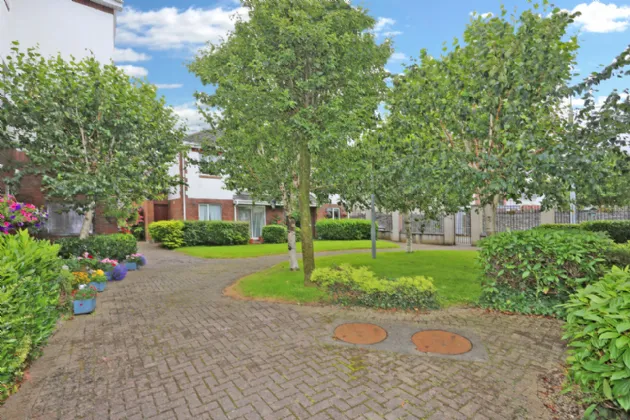 Photo of 6 Castlecourt, Clancy Strand, Limerick, V94 ARY8