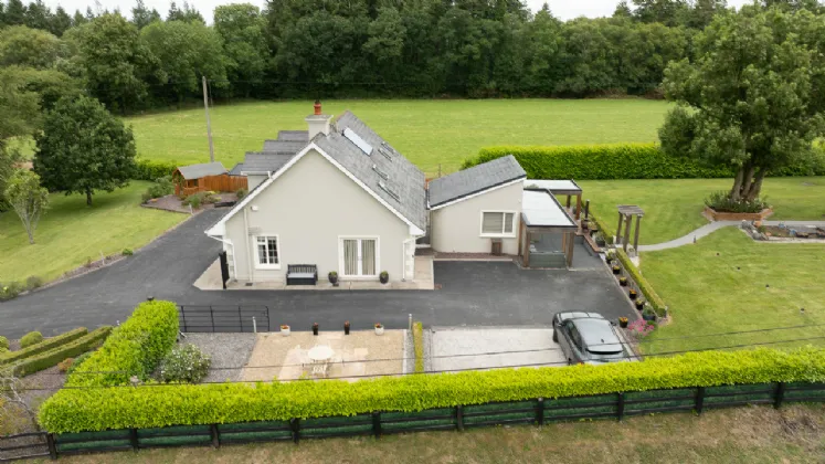 Photo of Hill Valley House, Gortroche, Ballyhooly, Co. Cork, P51YR53