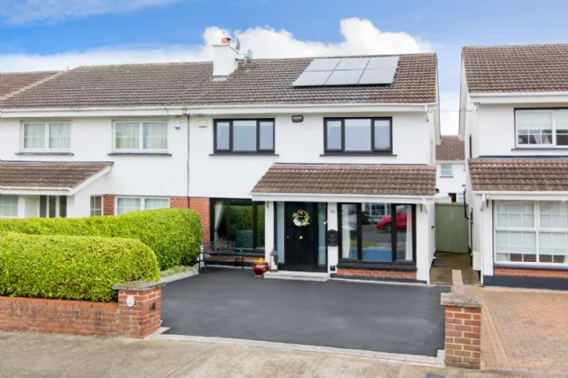 Photo of 18 Aranleigh Vale, Rathfarnham, Dublin 14, D14 H5R9