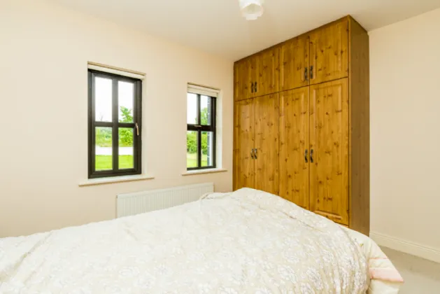 Photo of Killinordanbeg, Scramogue, Co. Roscommon, F42F656