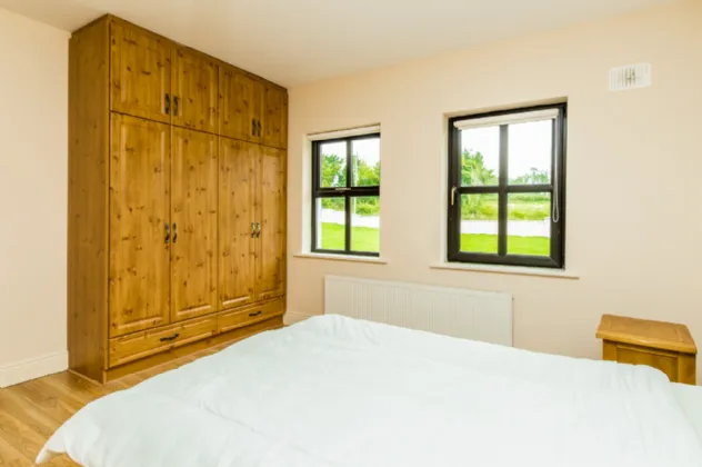 Photo of Killinordanbeg, Scramogue, Co. Roscommon, F42F656