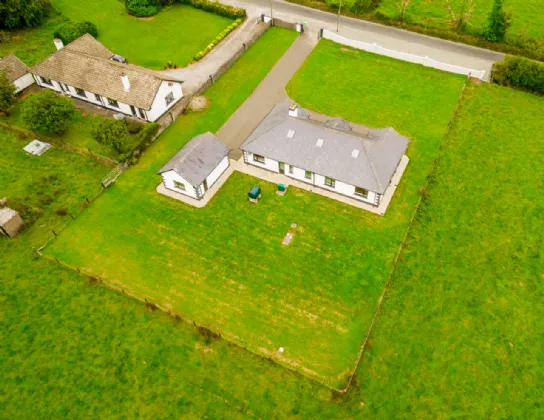 Photo of Killinordanbeg, Scramogue, Co. Roscommon, F42F656