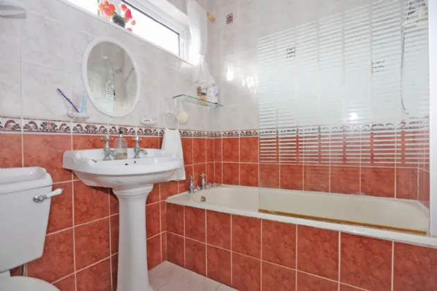 Photo of 8 Cherry Avenue, Caherdavin Lawn, Limerick, V94NCD7