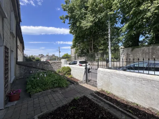 Photo of John Street, Cashel, Tipperary, E25HK16