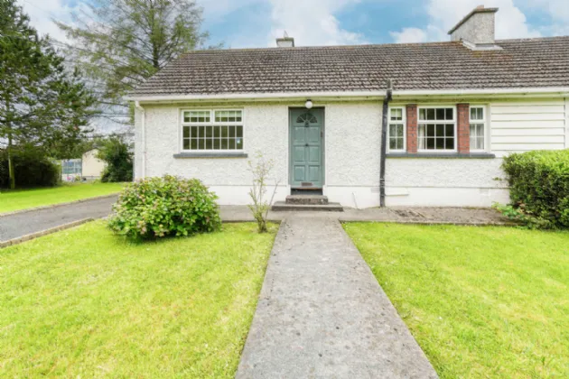 Photo of 6 Saint Patricks Terrace,, Castletown,, Co.Laois, R32 Y0Y7