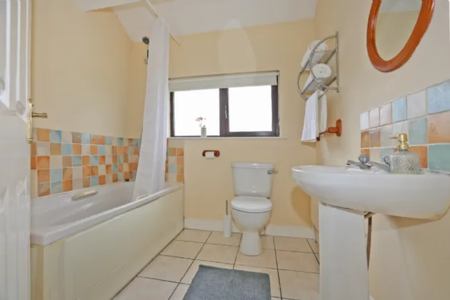 Photo of 44 Dooradoyle Park, Dooradoyle, Limerick, V94 RCY6