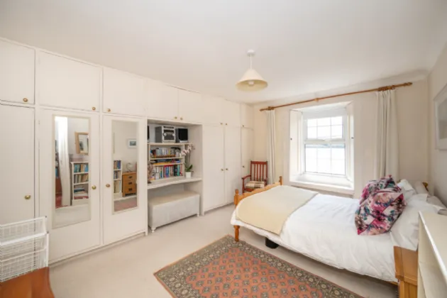 Photo of Charles Cottage, Summercove Hill, Kinsale, Cork, P17 CP86