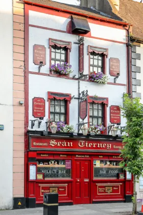 Photo of Sean Tierney's Bar & Restaurant, 13 O'Connell St, Clonmel, Tipperary, E91 RD83