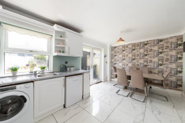 Photo of 18 Donomore Avenue, Killinarden, Tallaght, Dublin 24, D24 H5W4