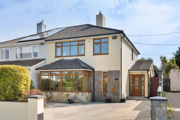 Photo of 31 The Avenue, Woodpark, Ballinteer, Dublin 16, D16 R680