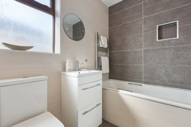 Photo of 31 The Avenue, Woodpark, Ballinteer, Dublin 16, D16 R680