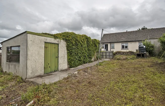 Photo of Sleveen, Kill Village, Co Waterford, X42DH42