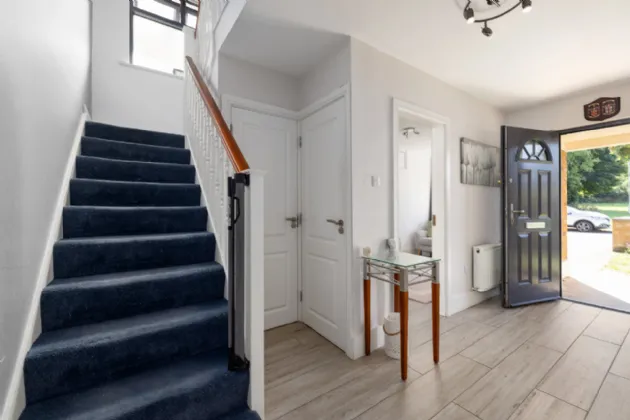 Photo of 35 Hazelwood, Shankill, Dublin 18, D18 YV08