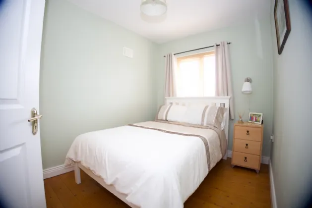 Photo of 10 Woodville Crescent, Woodville Grange, Athlone, Co Westmeath, N37 K2F7