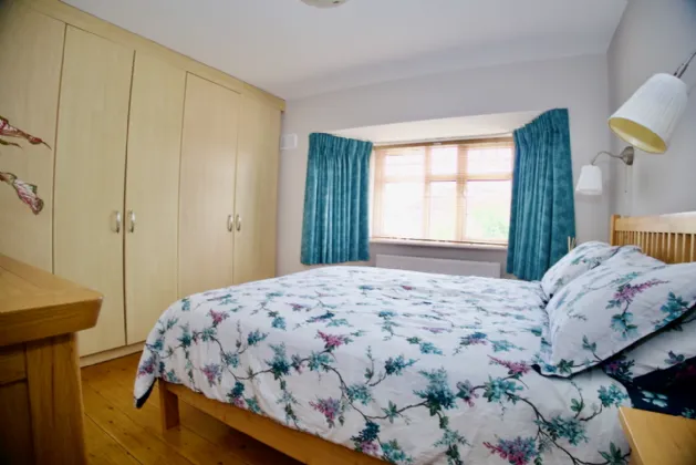 Photo of 10 Woodville Crescent, Woodville Grange, Athlone, Co Westmeath, N37 K2F7