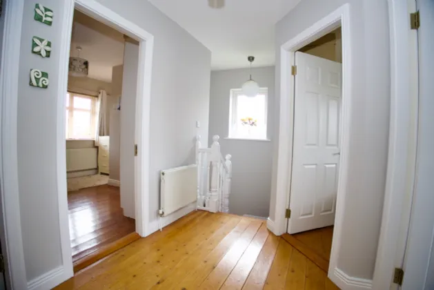 Photo of 10 Woodville Crescent, Woodville Grange, Athlone, Co Westmeath, N37 K2F7