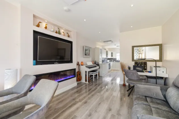 Photo of 11, 11a & 11b, Station Road, Raheny, Dublin 5, D05YX56