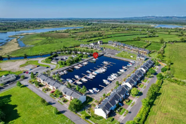 Photo of Berth 88, Tarmon Harbour Marina, Tarmonbarry, Co. Roscommon