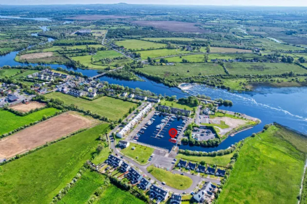 Photo of Berth 88, Tarmon Harbour Marina, Tarmonbarry, Co. Roscommon