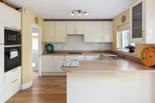 Photo of 12 Chesterfield Grove, Castleknock, Dublin 15, D15 EWH5