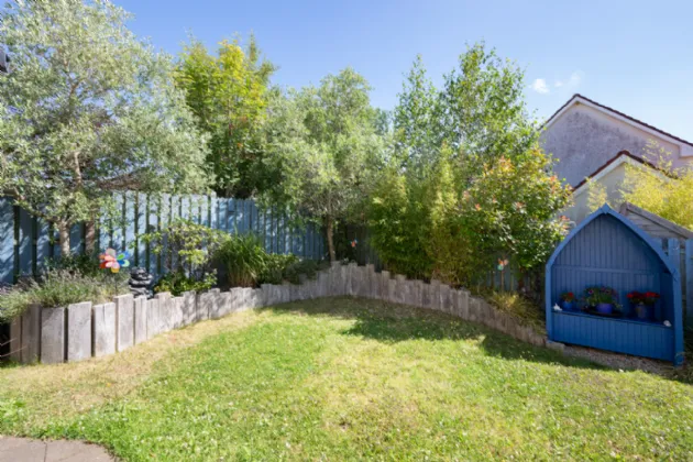 Photo of Saoirse Na Mara, 19 Laburnum Avenue, Forest Hill, Carrigaline, Cork, P43 EF88