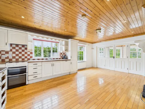 Photo of Coole Lodge, Francis Street, Ennis, Co Clare, V95 DY65