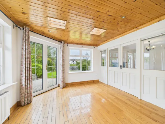 Photo of Coole Lodge, Francis Street, Ennis, Co Clare, V95 DY65