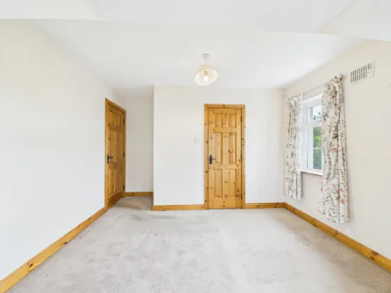 Photo of Coole Lodge, Francis Street, Ennis, Co Clare, V95 DY65