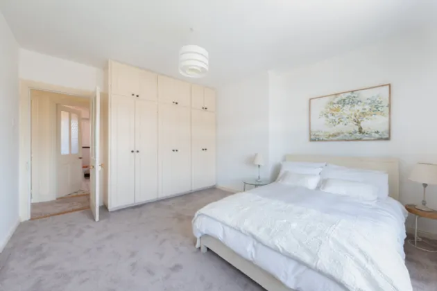 Photo of 25 Templeogue Road, Terenure, Dublin 6W, D6W HD72