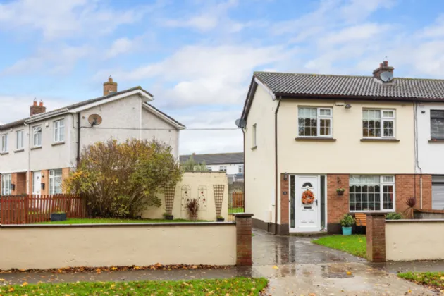 Photo of 20 Pinebrook Lawn, Huntstown, Dublin 15, D15 CX9Y