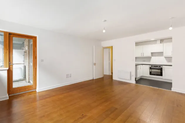 Photo of 15 16 Kings Inn Street, Dublin 1, D01 VX23