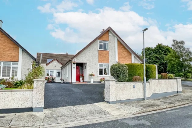 Photo of 8 Mayfield, Kells Road, Kilkenny, R95 RW7P