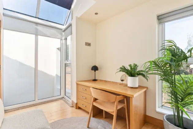 Photo of Heron Lodge, Petty Lane, Sandymount, Dublin 4, D04 T2R6