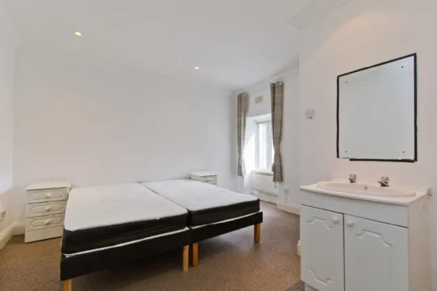 Photo of APT 1, APT 2 & APT 3, 8 High Road, Kilmainham Lane, Kilmainham, Dublin 8, D08 X9KN